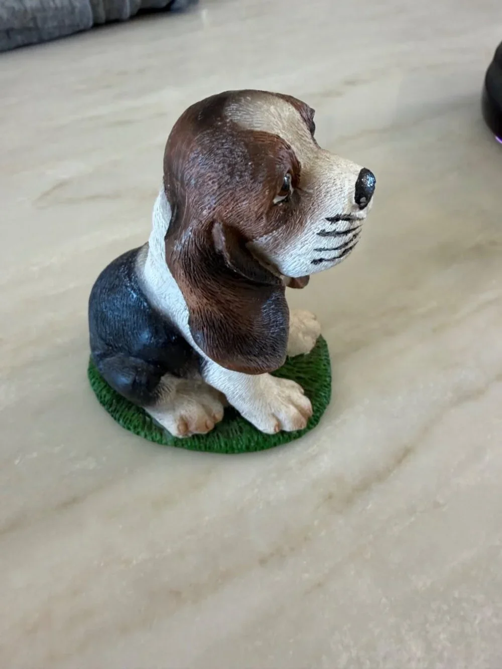 Tender Times Basset Hound Figurine Hand-Painted Resin Collectible Dog Statue 4.5